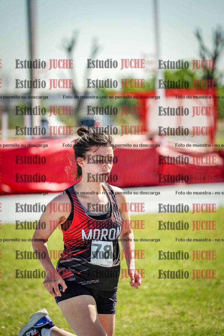 Fotos de los 5000 m de mujeres y varones - serie 2