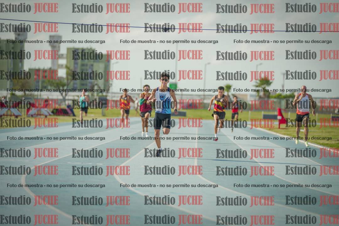 Fotos de los 400 m llanos de varones