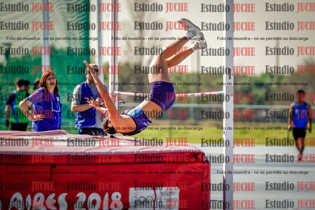 Fotos del salto en alto de mujeres - heptatlón 2