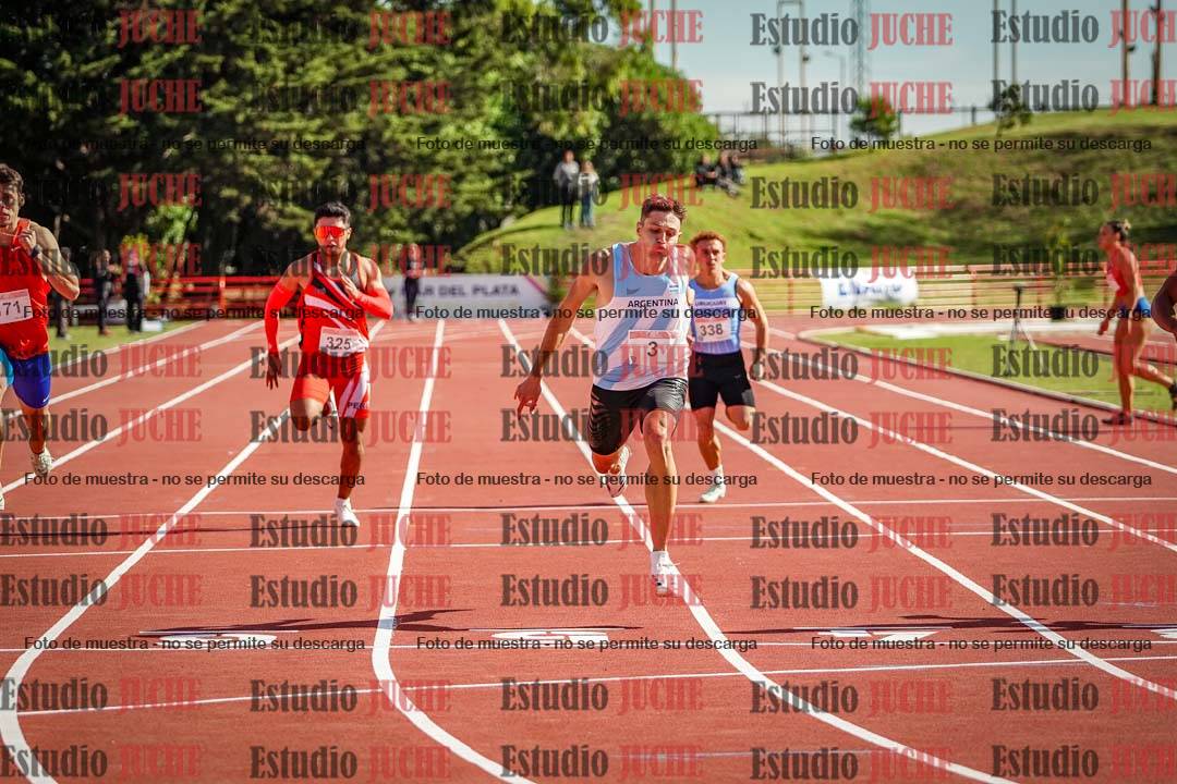 Fotos de los 200 m llanos de varones