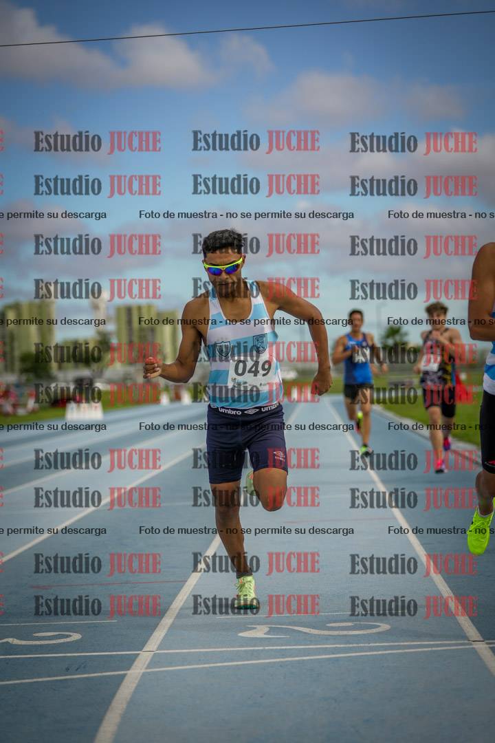 Fotos de los 1000 m llanos de varones