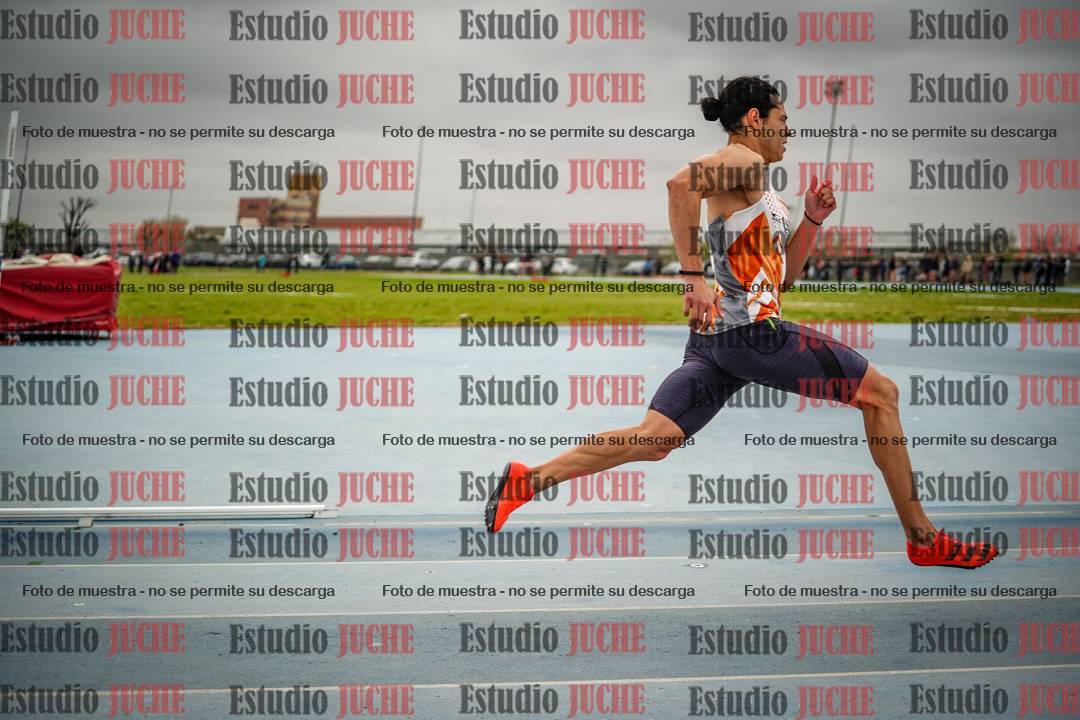 Fotos de los 400 m llanos de varones
