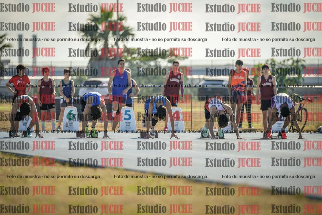 Fotos de los 100 m llanos de varones