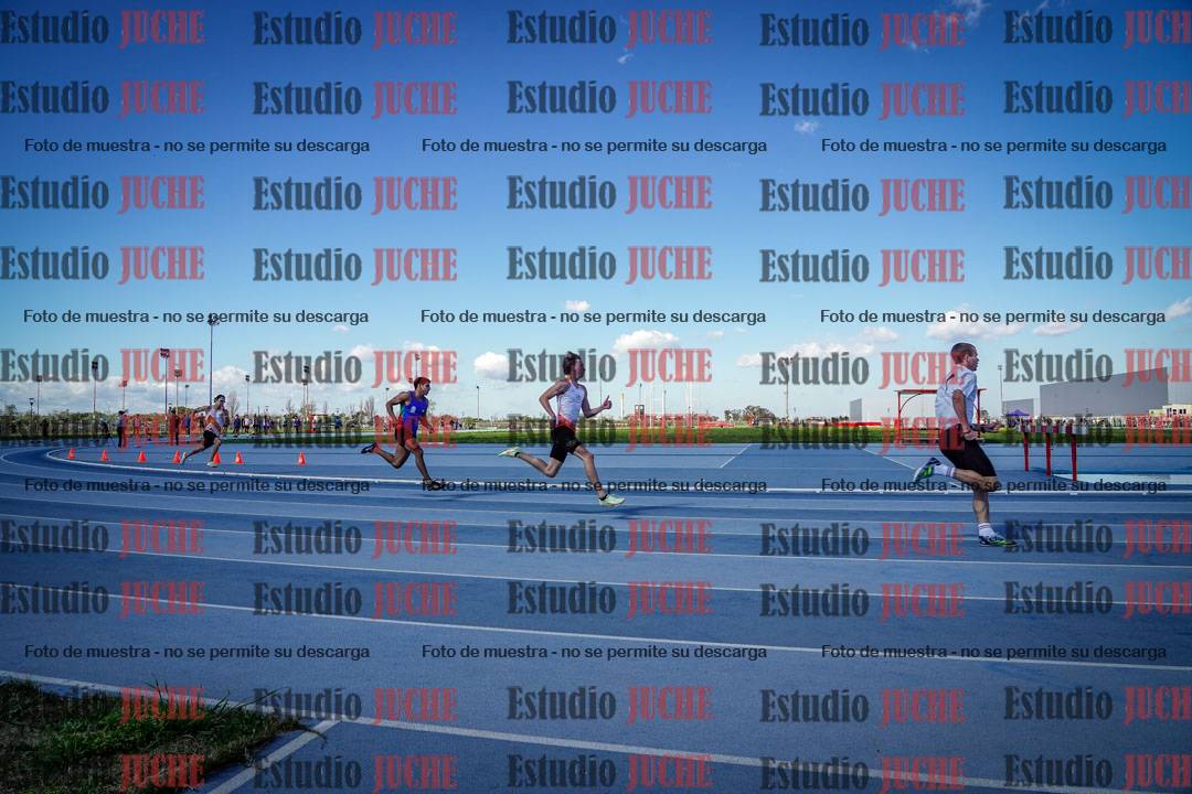 Fotos de los 200 m llanos de varones