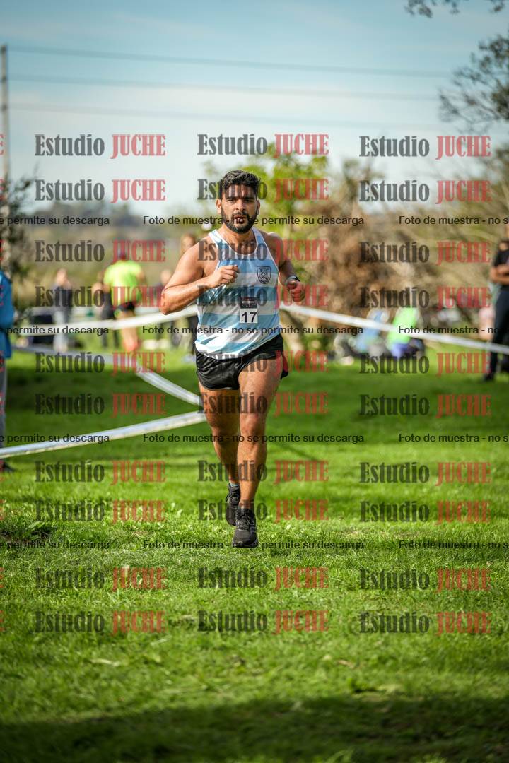 Fotos de la llegada del cross de 4000 m - varones