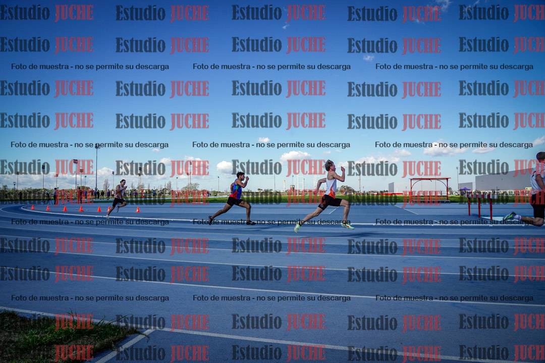 Fotos de los 200 m llanos de varones