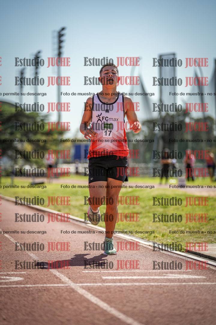 Fotos de los 2400 m de varones