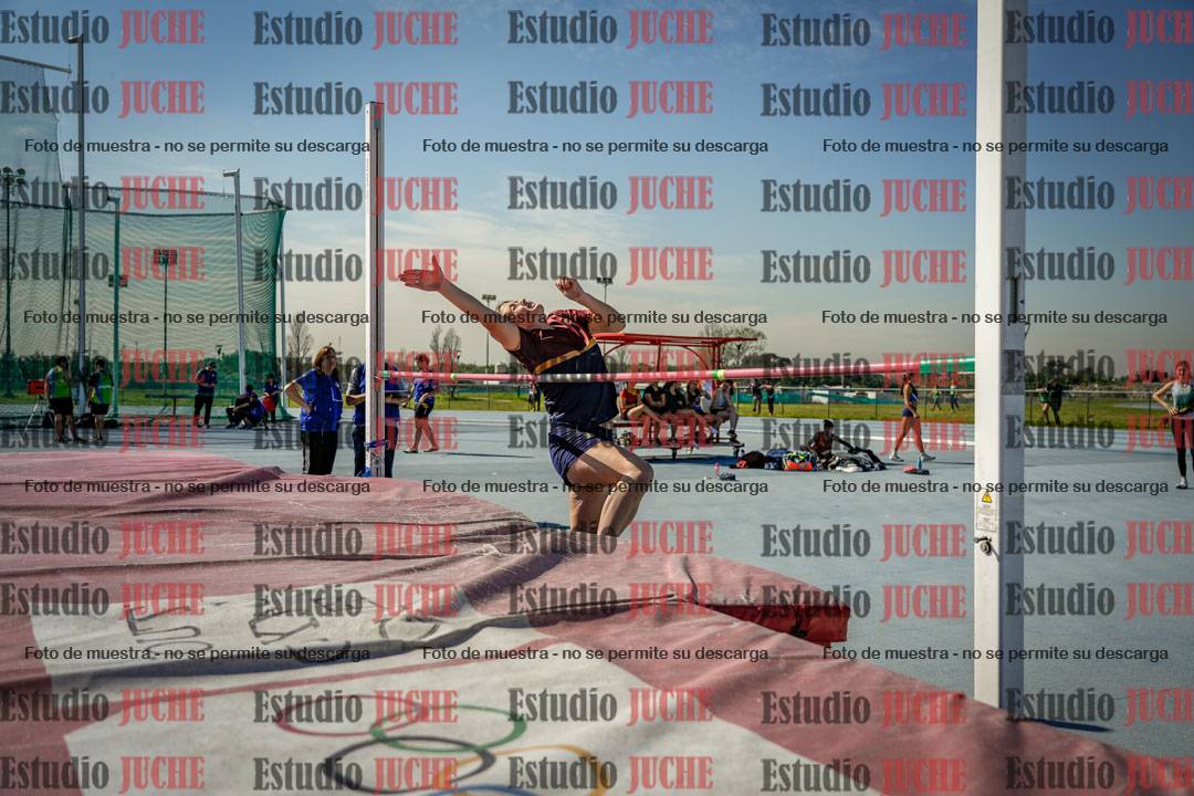 Fotos del salto en alto de mujeres - heptatlón 2