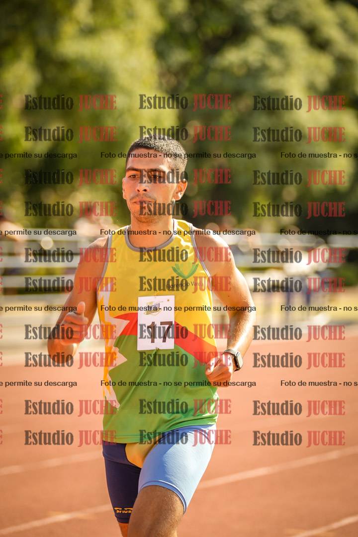 Fotos de los 3000 m llanos de varones