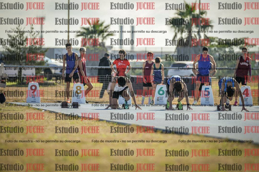 Fotos de los 100 m llanos de varones