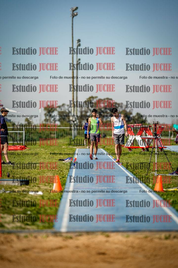Fotos del salto triple de varones