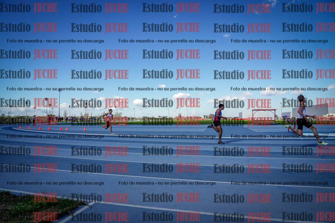Fotos de los 200 m llanos de varones