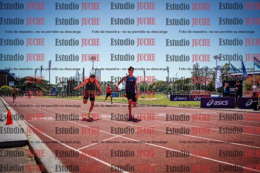 Fotos de los 200 m llanos de varones
