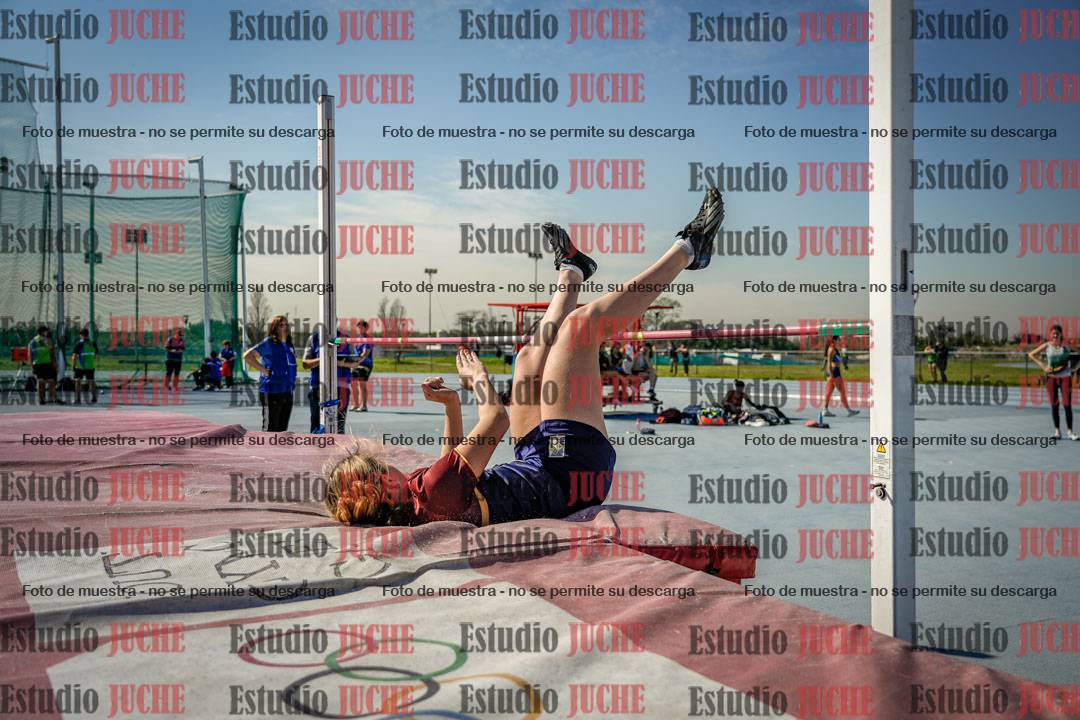 Fotos del salto en alto de mujeres - heptatlón 2