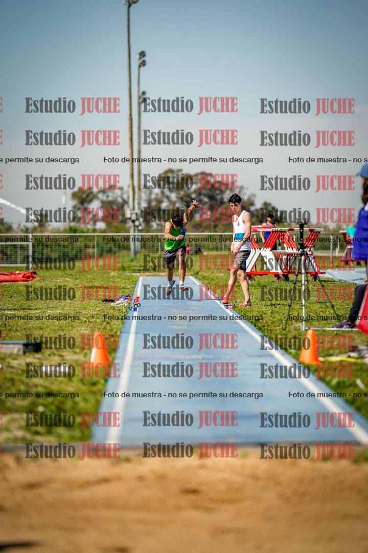 Fotos del salto triple de varones