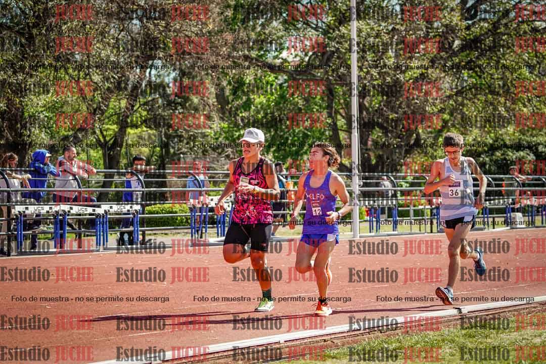 Fotos de los 2400 m de varones