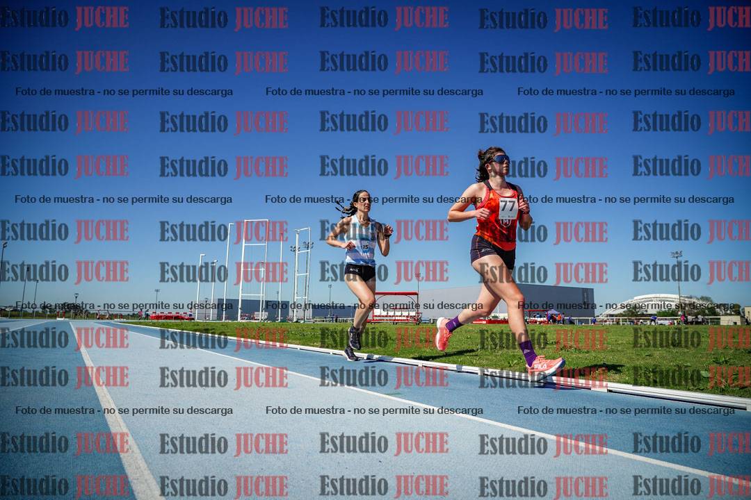 Fotos de los 5000 m de mujeres y varones - serie 2