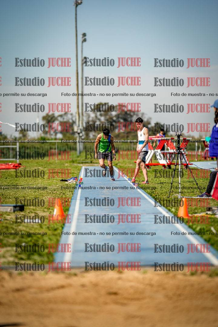 Fotos del salto triple de varones