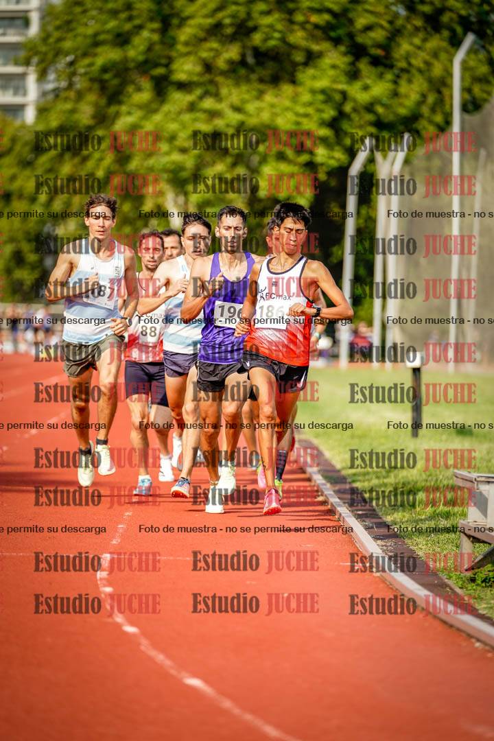 Fotos de los 3000 m llanos de varones