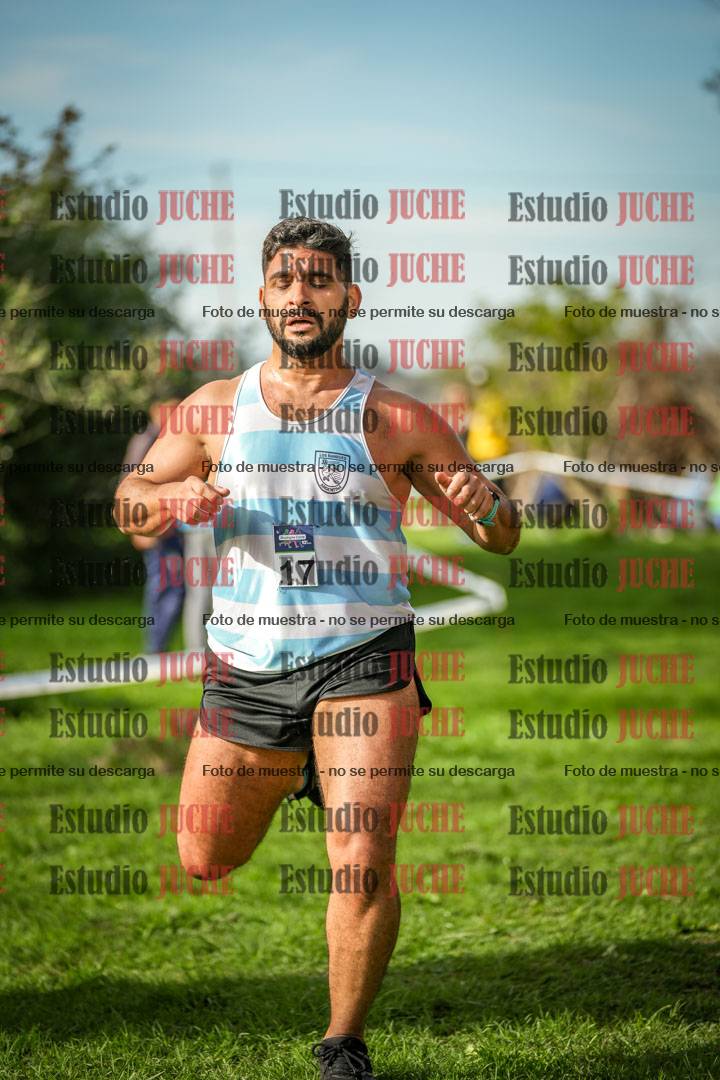 Fotos de la llegada del cross de 4000 m - varones