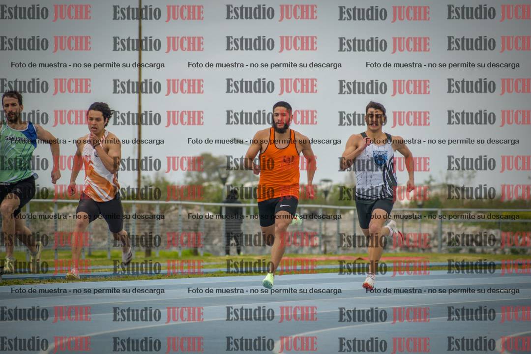 Fotos de los 400 m llanos de varones