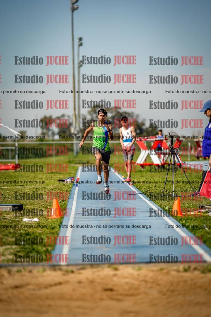 Fotos del salto triple de varones