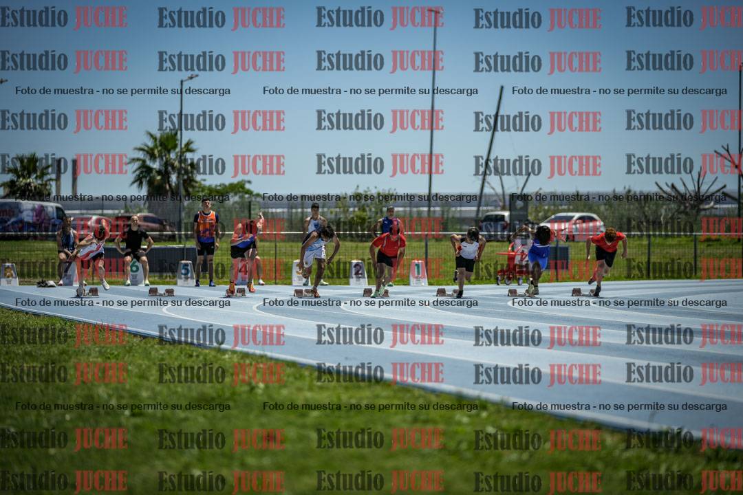 Fotos de los 100 m llanos de varones