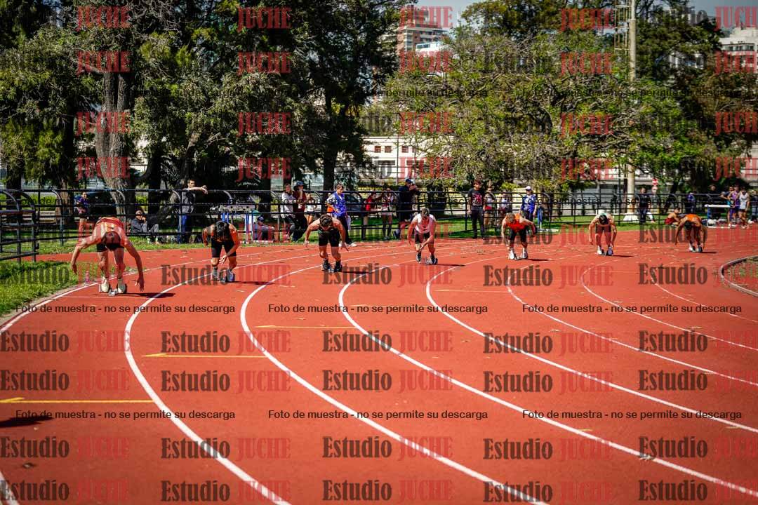 Fotos de los 200 m llanos de varones