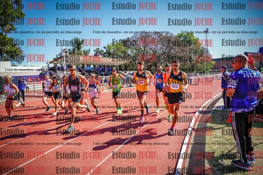 Fotos de los 10.000 m de mujeres y varones - serie 2