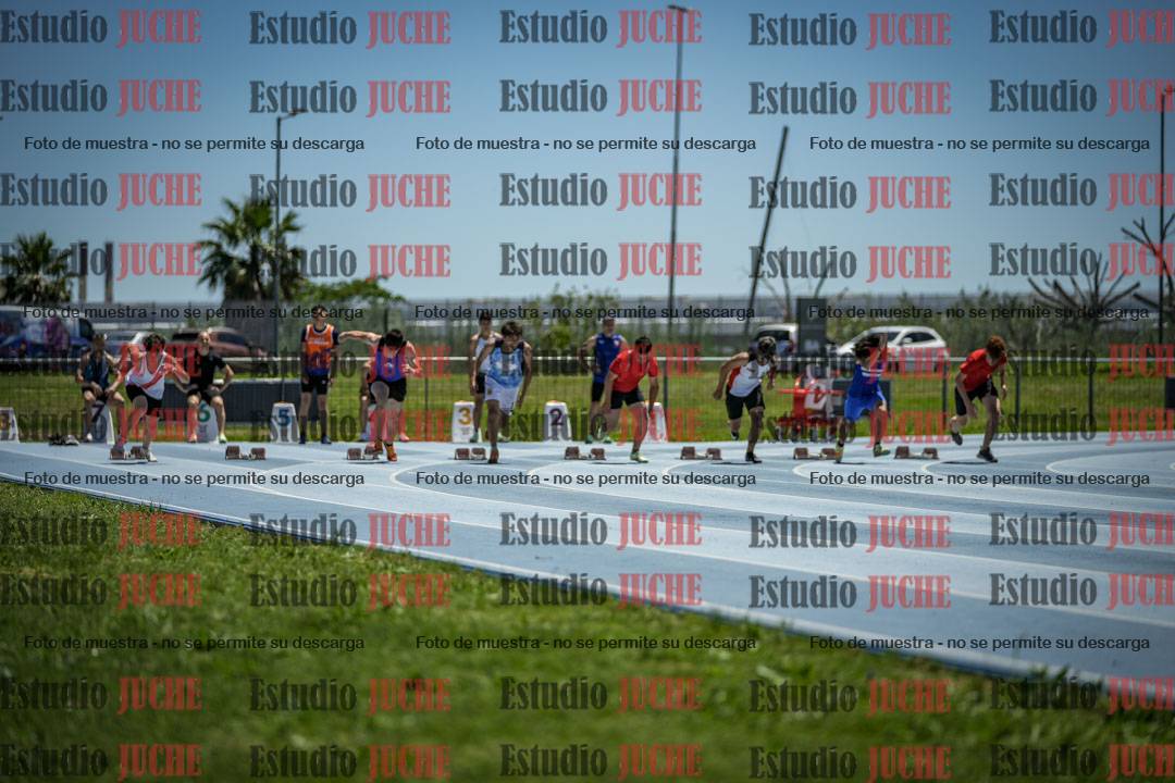 Fotos de los 100 m llanos de varones