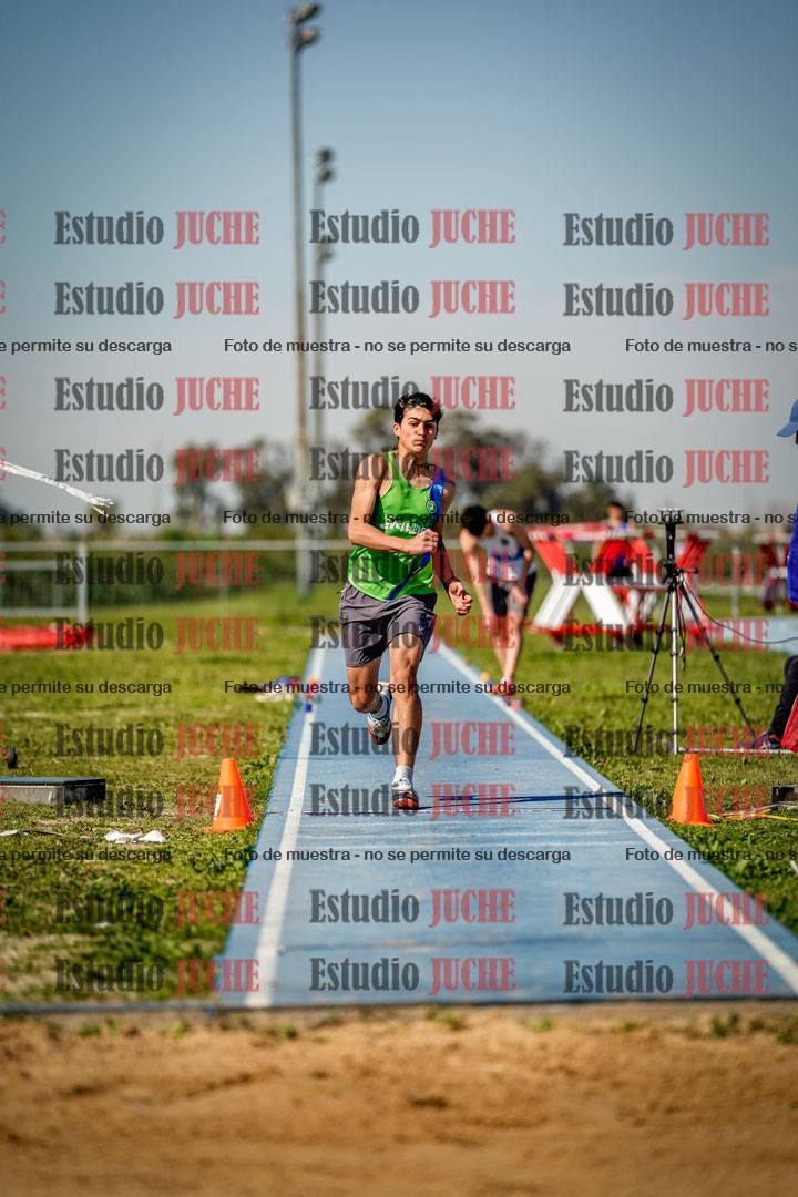 Fotos del salto triple de varones
