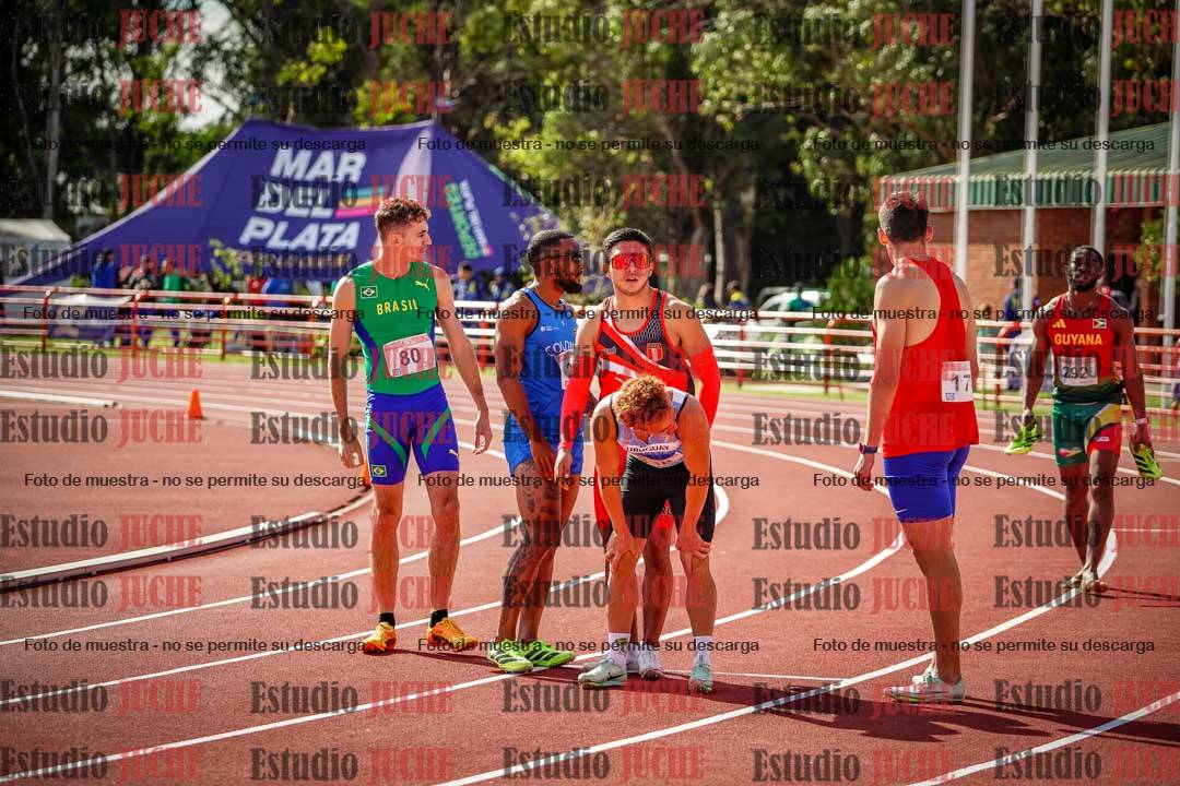Fotos de algunos extras y podios del día 3