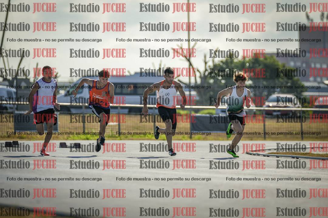 Fotos de los 100 m llanos de varones