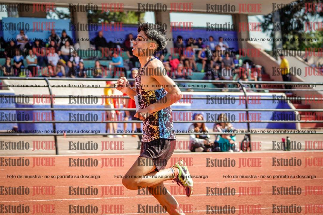 Fotos de los 2400 m de varones
