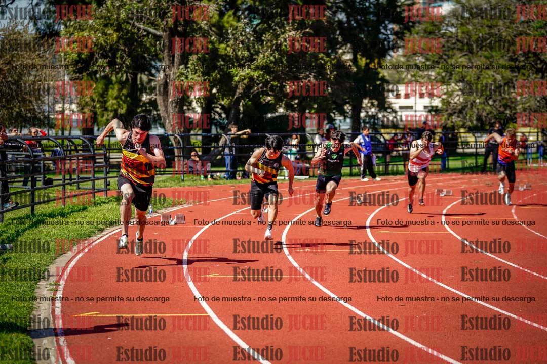 Fotos de los 200 m llanos de varones