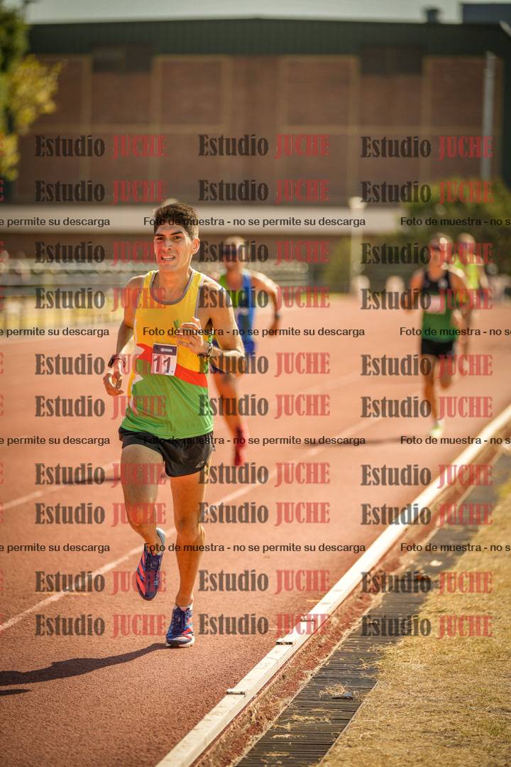 Fotos de los 3000 m llanos de varones