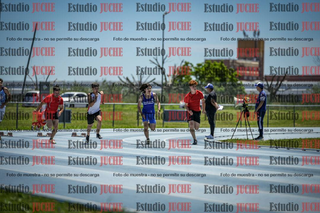 Fotos de los 100 m llanos de varones