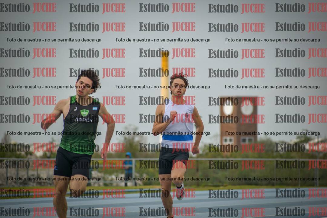 Fotos de los 400 m llanos de varones