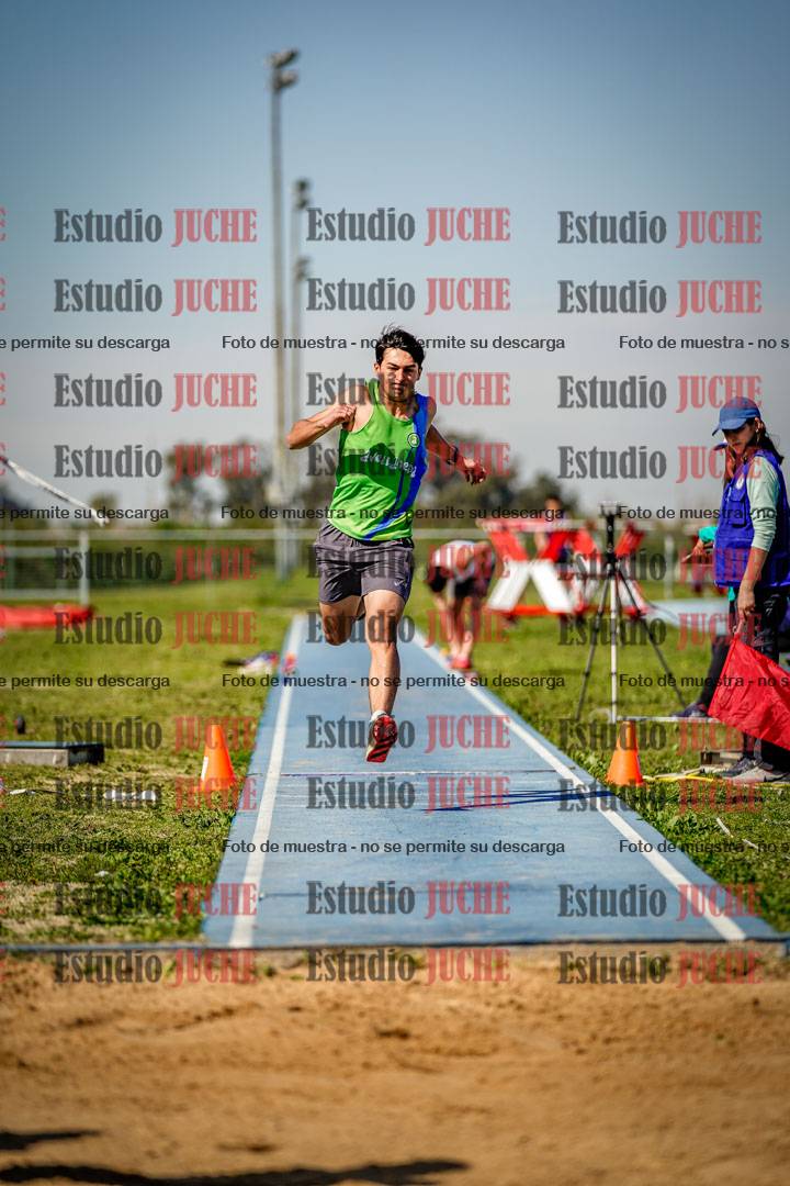 Fotos del salto triple de varones