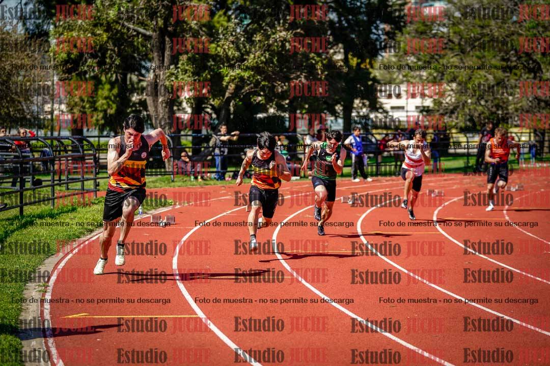 Fotos de los 200 m llanos de varones