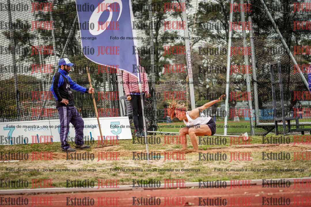 Fotos del salto en largo de mujeres - heptatlón 5