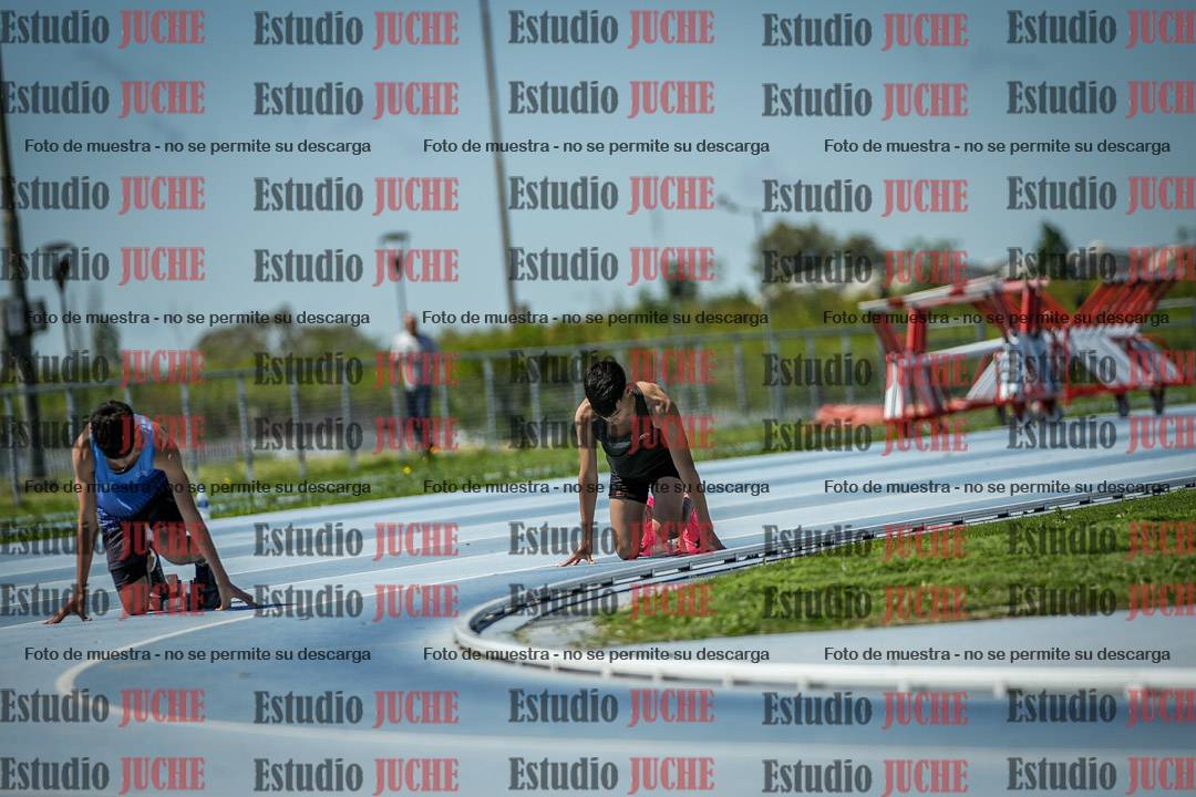 Fotos de los 200 m llanos de varones