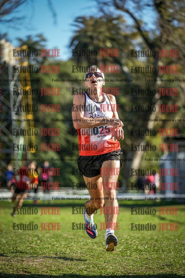 Fotos de la llegada del cross de 4000 m - varones