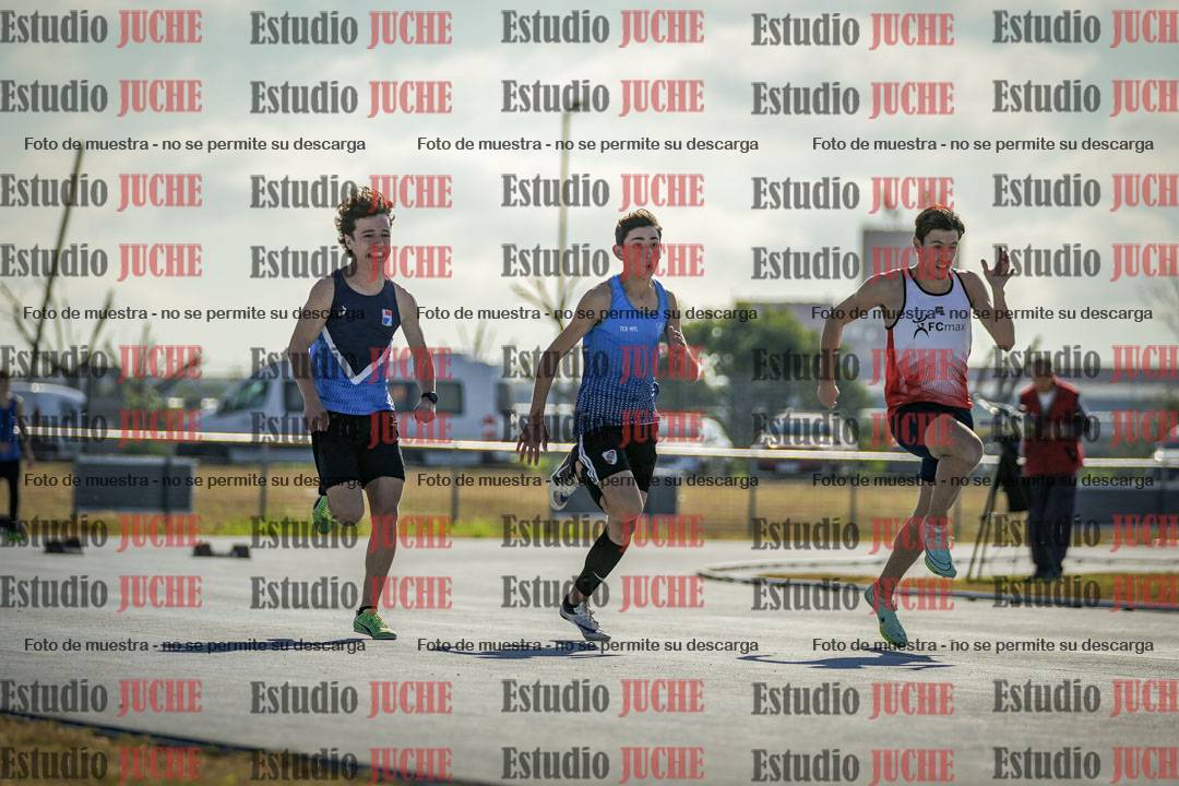 Fotos de los 100 m llanos de varones