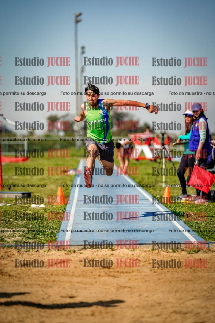 Fotos del salto triple de varones