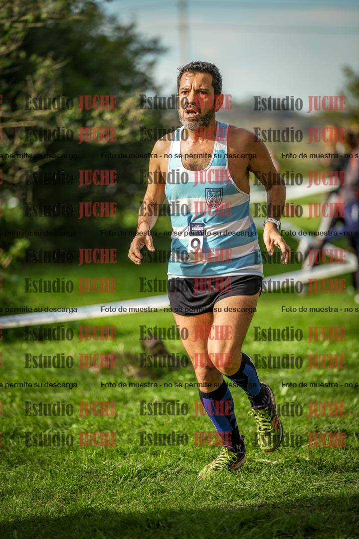 Fotos de la llegada del cross de 4000 m - varones