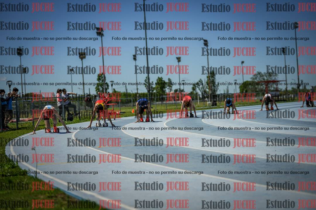 Fotos de los 200 m llanos de varones