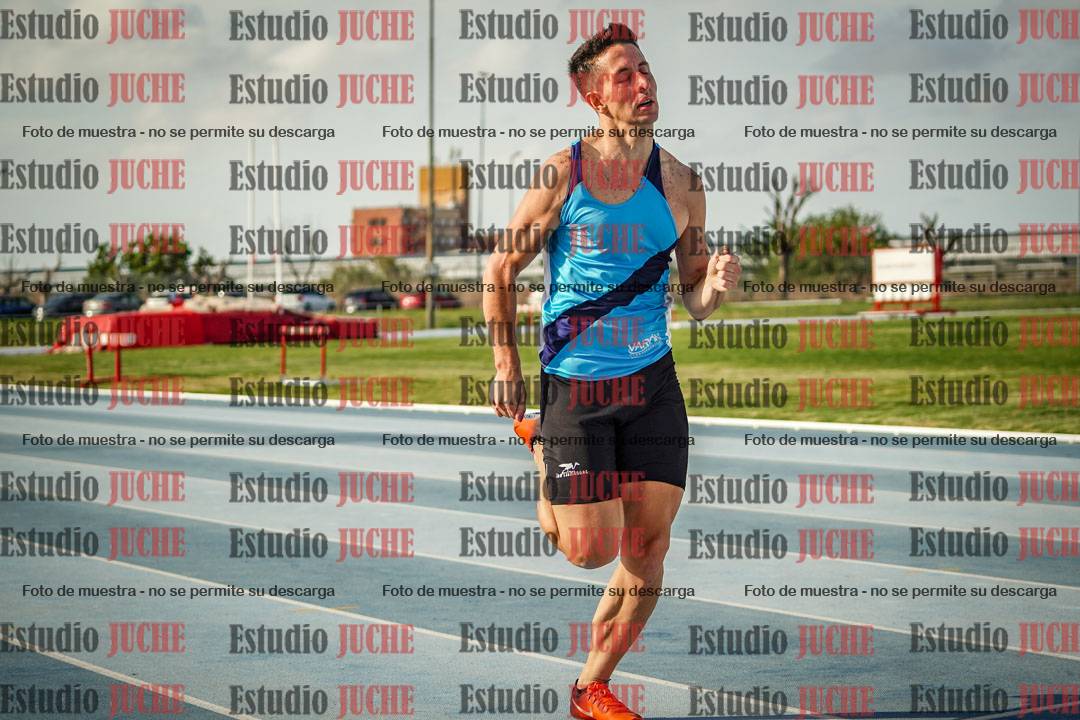 Fotos de los 400 m llanos de varones