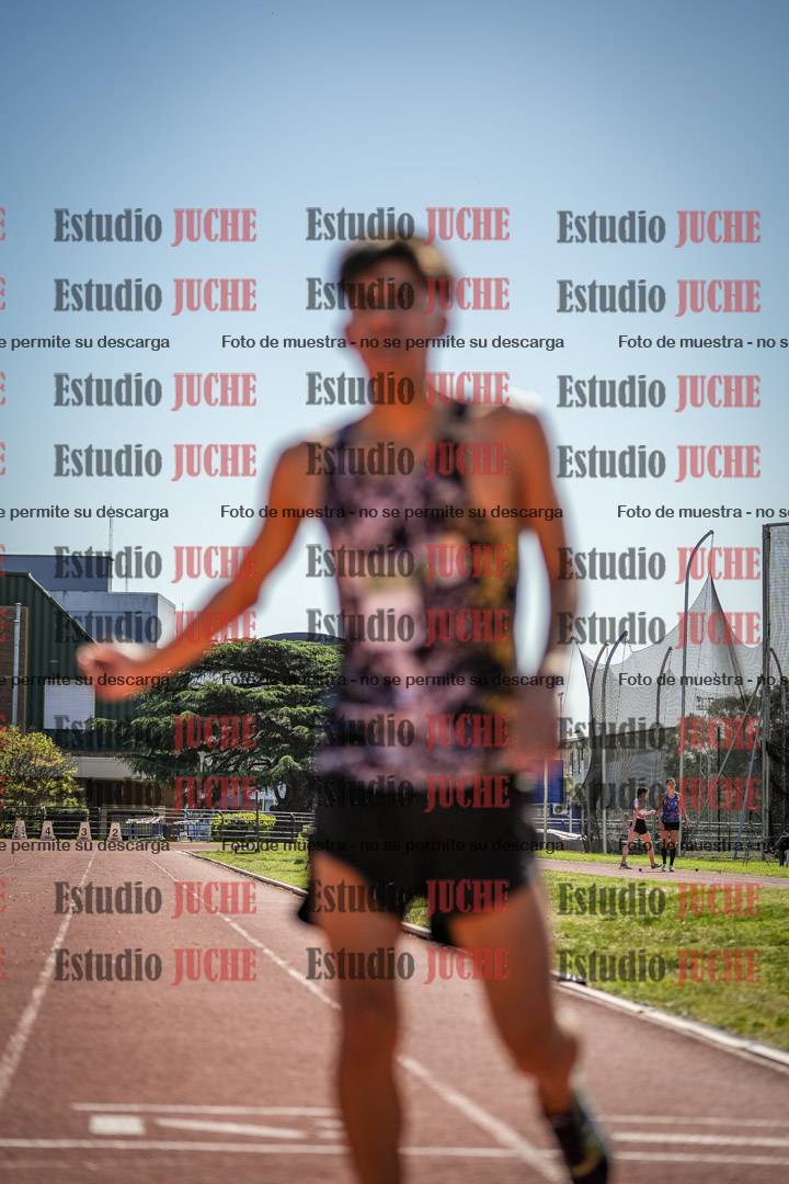 Fotos de los 2400 m de varones