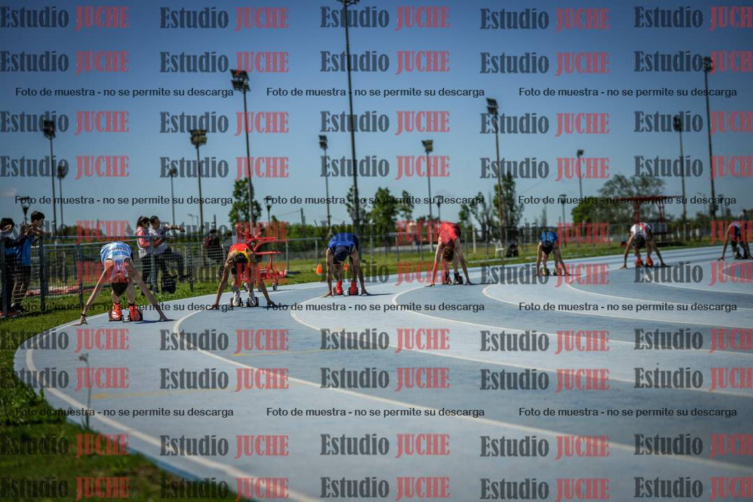 Fotos de los 200 m llanos de varones
